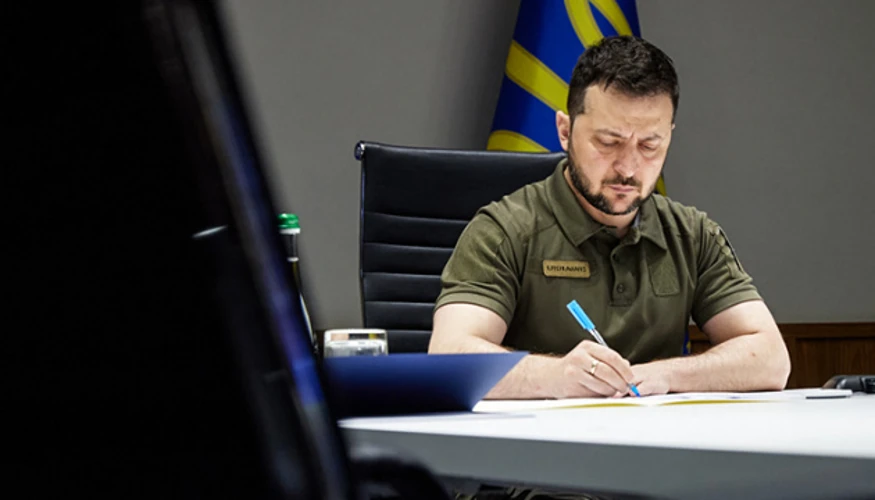 Хронологія указів 17 серпня: призначення Науменка і звільнення Острянського