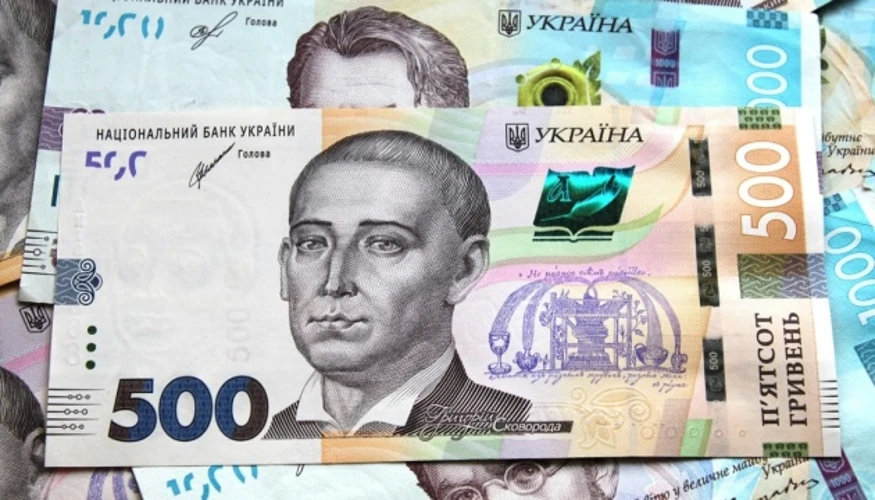 Липневі зарплати в Україні: 32 243 грн і борг 3,8 млрд грн